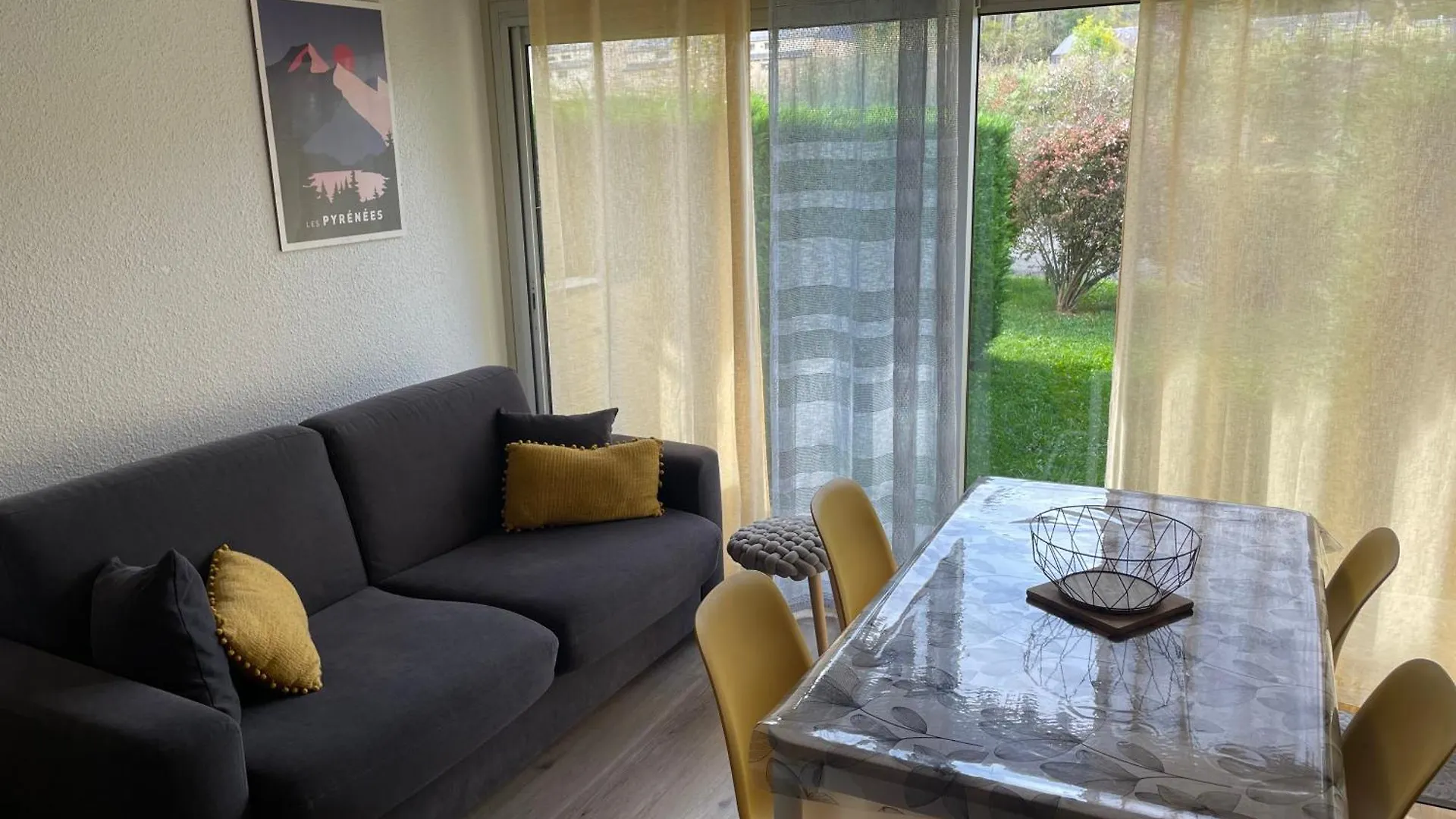 Appt Renove Saint-Lary-Soulan Village Avec Jardin contacts